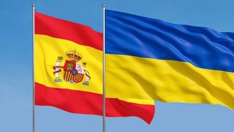Правительство назначило двух новых послов.