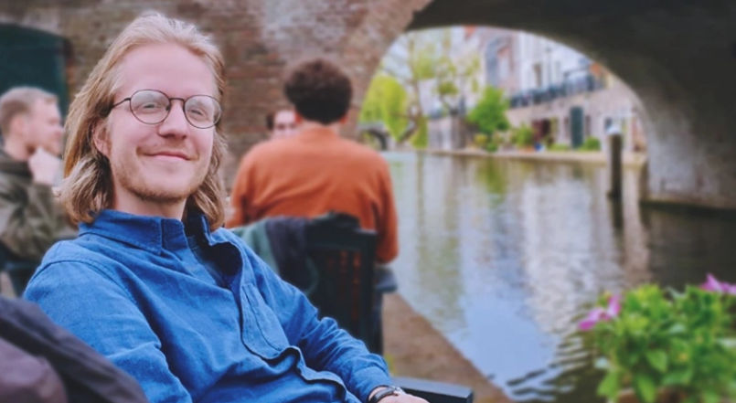 Un profesor american a găsit o eroare în traducerea primei legi a lui Newton.