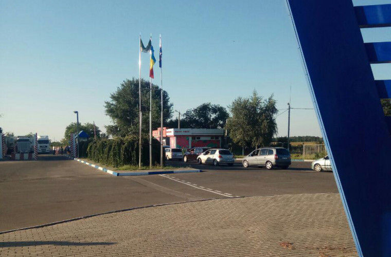 На одном из КПП страны снова образовались очереди.