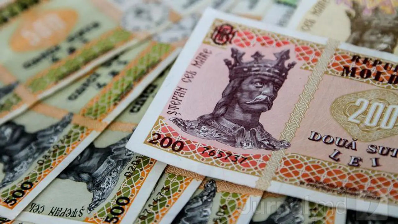 Молдаване заплатили 27 млн леев пошлин за дорогие товары.