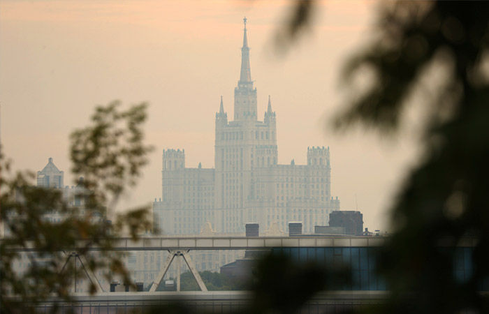 По сообщению МЧС, его причиной стали лесные пожары в Рязанской области.