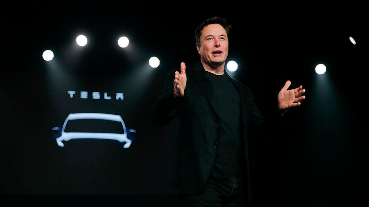 Маск продал акций Tesla на сумму около 4 миллиардов долларов.