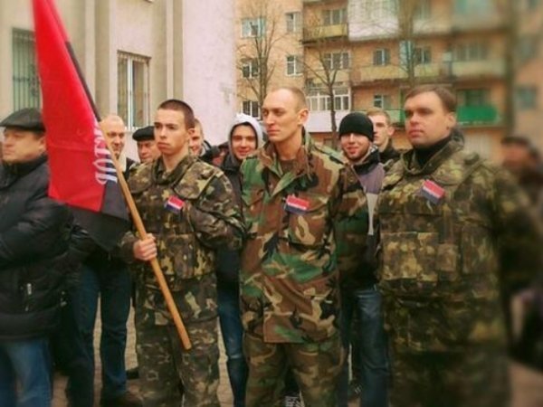 Organizația ucraineană ultra-radicală "Pravîi sector" temporar și-a mutat sediul de la Kiev la Dnepropetrovsk.