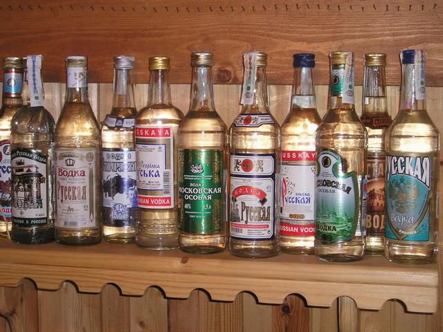 Продажи водки упали, а пива - выросли.