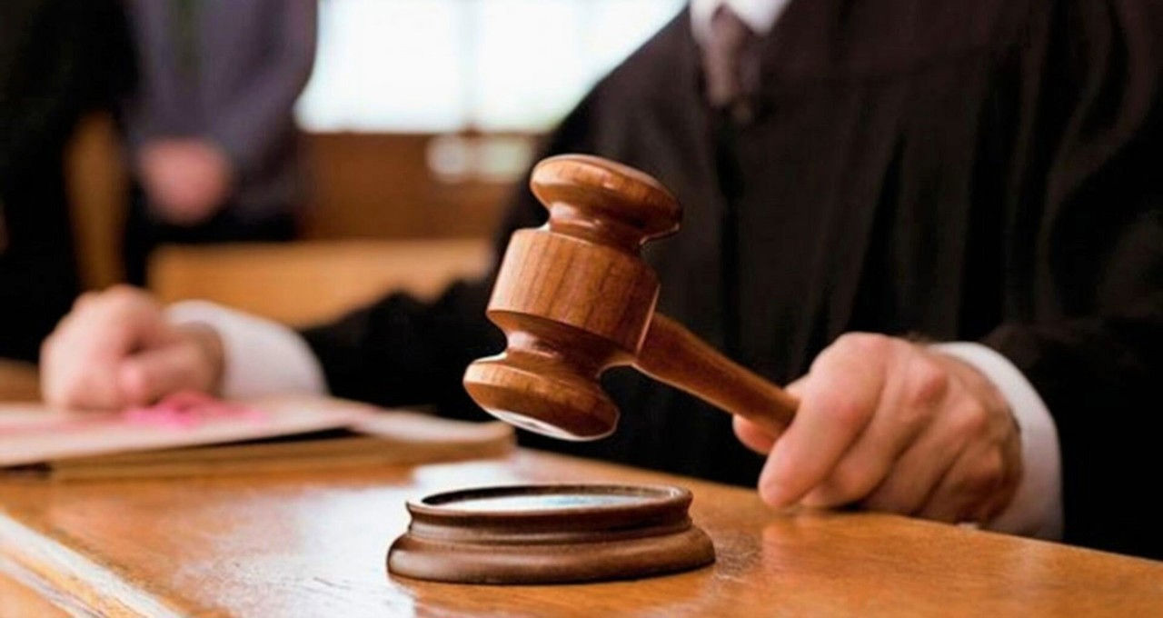 Trei angajați ai unui centru de plasament din Soroca, suspectați de exploatarea prin muncă a beneficiarilor instituției.