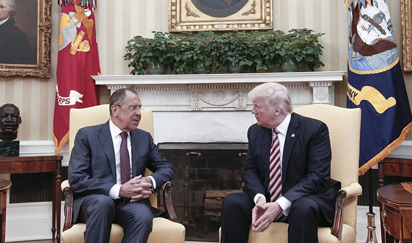 Глава МИД РФ Сергей Лавров и президент США Дональд Трамп.