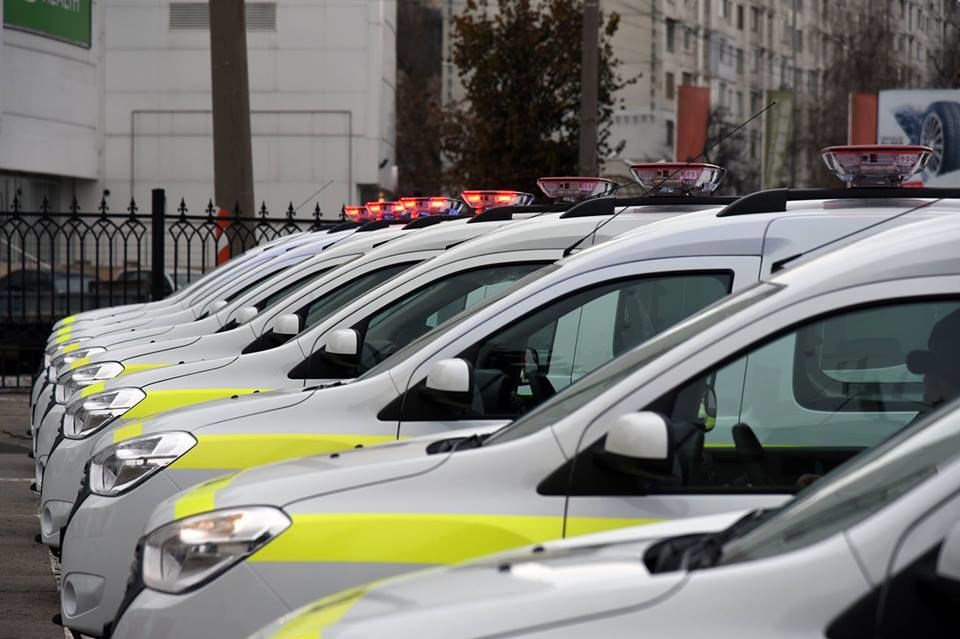 Территориальные инспектораты полиции получили 30 новых автомобилей.