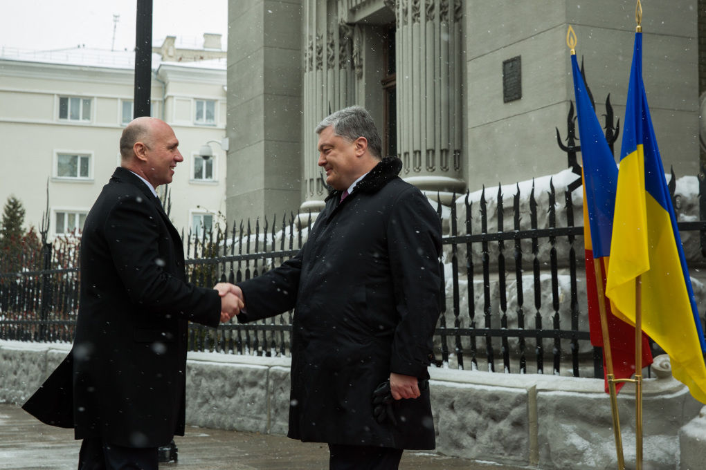 Premierul Pavel Filip s-a întâlnit cu președintele Ucrainei, Petro Poroșenko. Foto: gov.md