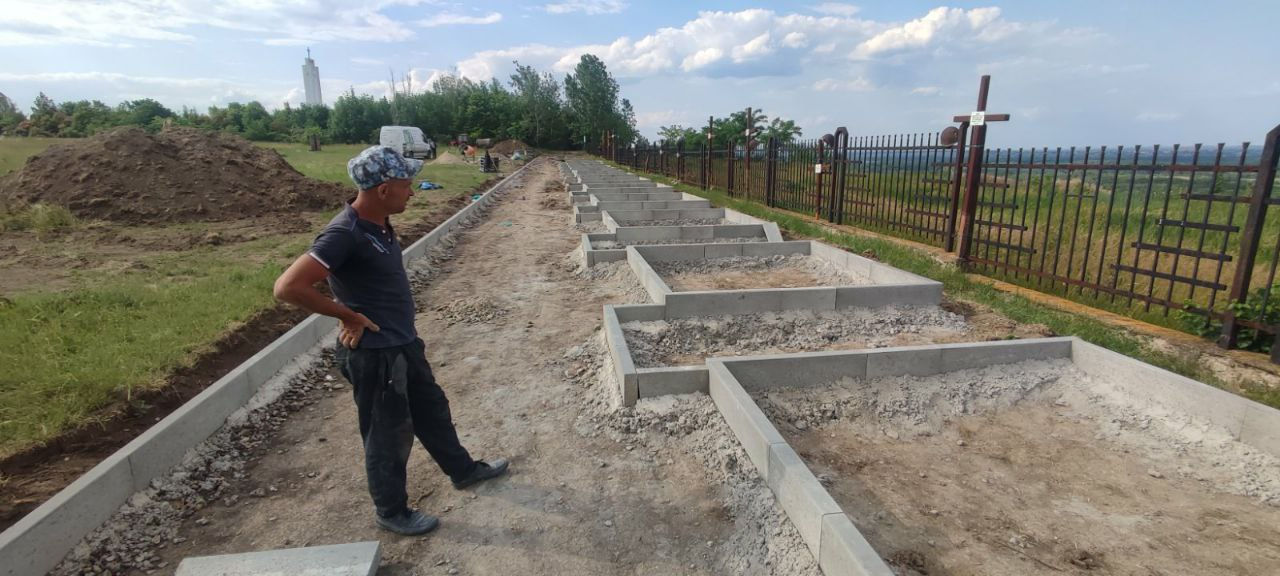 Стартовали работы по благоустройству мемориального комплекса "Шерпенский плацдарм".