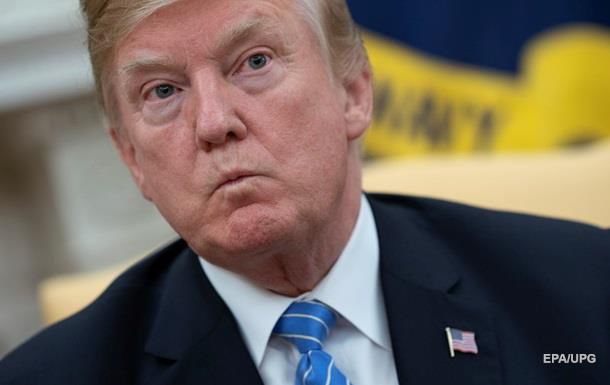Майкл Коэн убрал подпись "адвокат Трампа" со своей страницы в Twitter. Фото: EPA