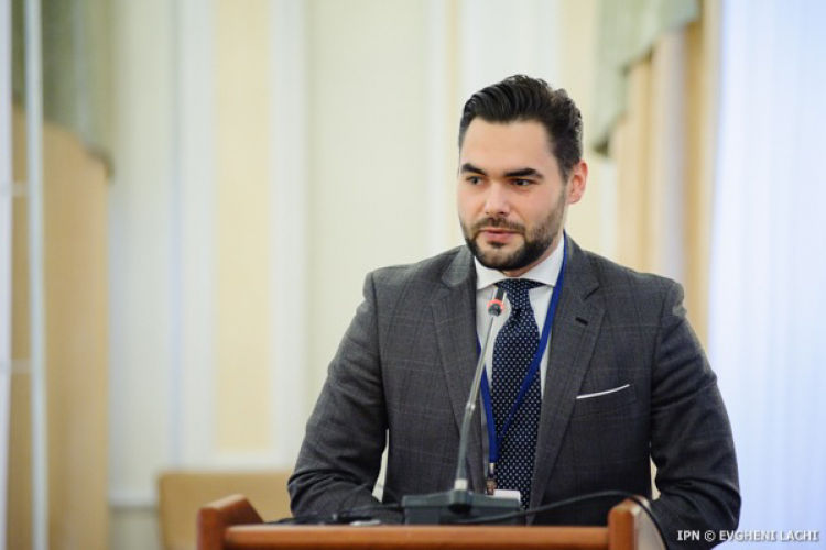 Директор Института европейских политик и реформ Юлиан Гроза.