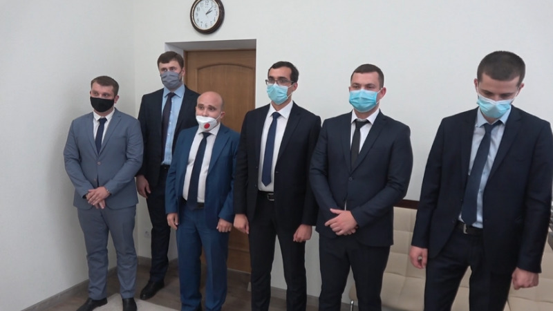 В шести территориальных прокуратурах появились новые сотрудники.