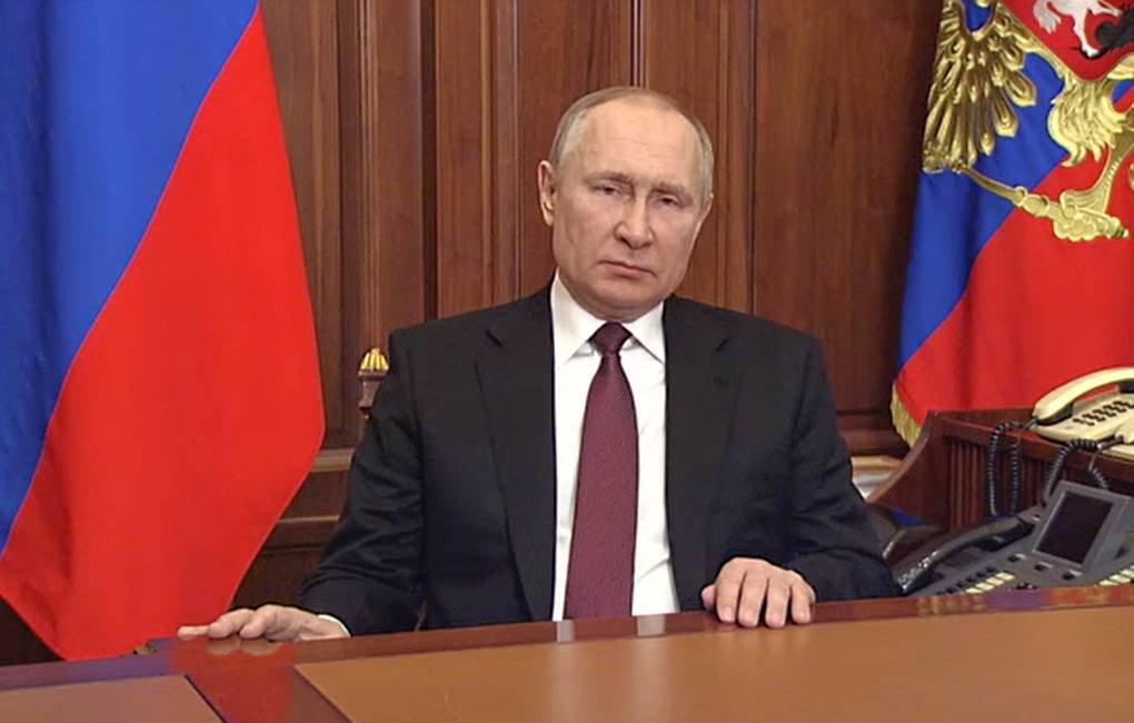 Путин объявил о начале "специальной военной операции" в Донбассе.
