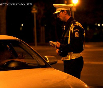 In ultimele zile au inceput sa circule diverse informatii contradictorii despre noi prevederi in Codul Rutier, care ar creste amenzile si de 10 ori.