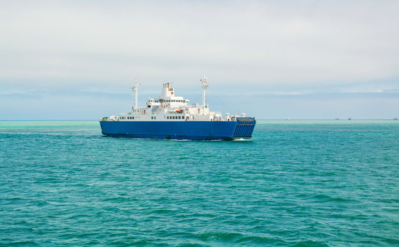 Глава румынской армии: Россия глушит GPS-связь кораблей в наших водах.