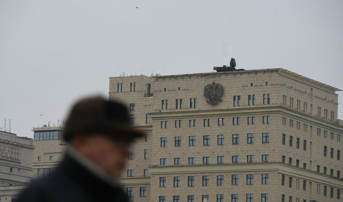 Блумберг: Системы ПВО в Москве установили после атак дронов на авиабазы.