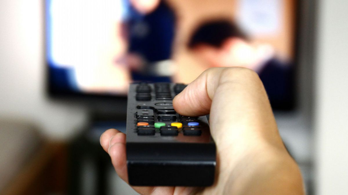 Moldovenii renunță la televiziunea prin cablu. Foto: agora.md
