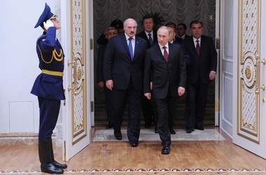 Александр Лукашенко и Владимир Путин, фото AFP