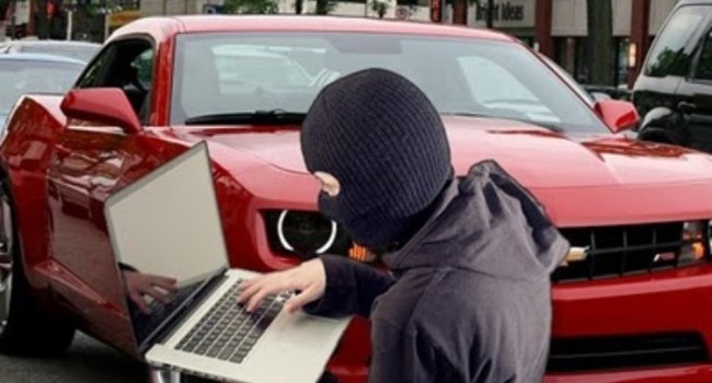 Secretul hotilor e simplu: au pus mana pe un gadget care deblocheaza masina la simpla apropiere.