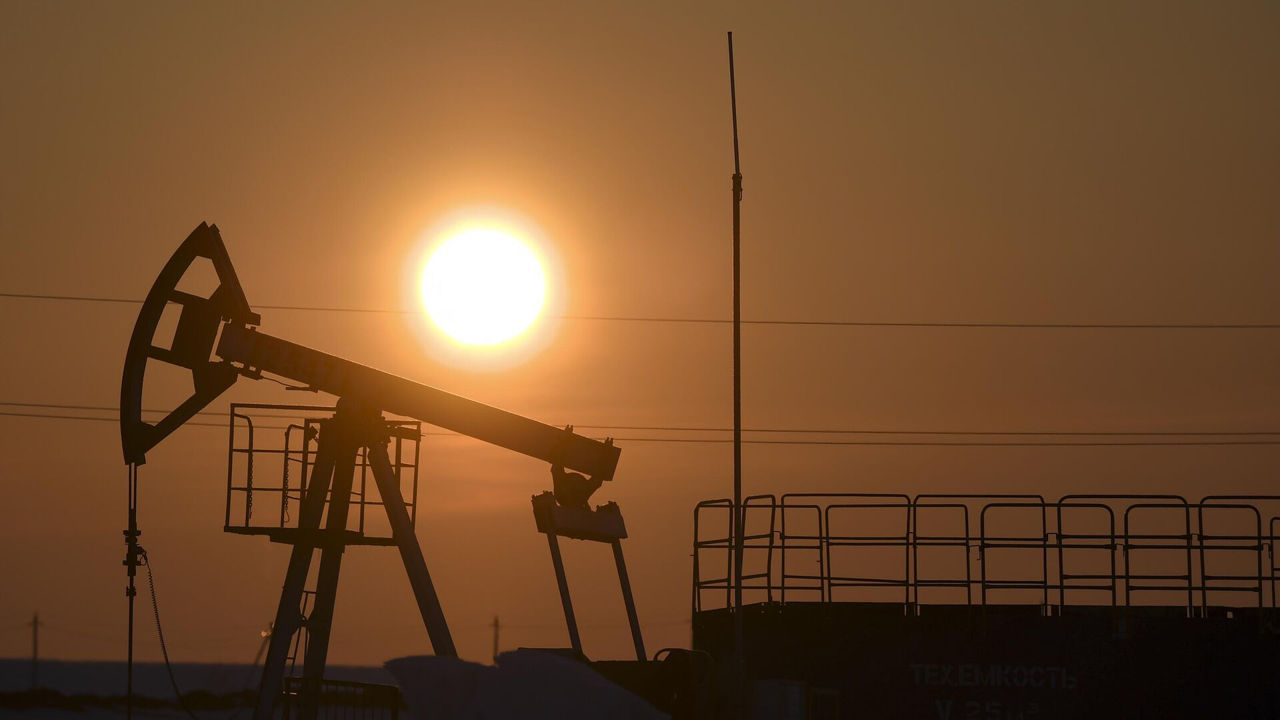 Индия начала платить за российскую нефть валютой ОАЭ.