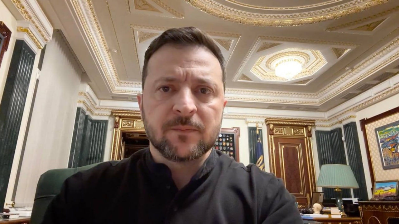 Зеленский: Мы готовы полностью прекратить огонь на 30 дней.