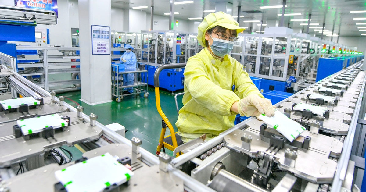 China blochează exportul tehnologiilor pentru litiu pe fondul tensiunilor comerciale.