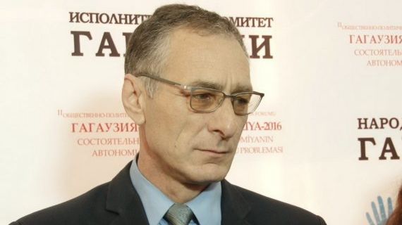 Un primar din Moldova, lipsit de mandat pentru că a tăiat copaci din curtea primăriei. Foto: moldova.org