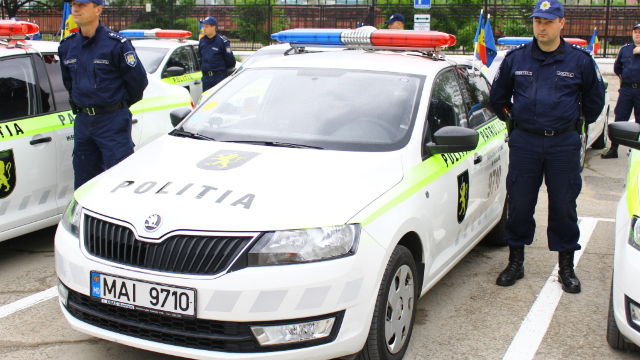 Всего лишь за час патрульные выявили более 20 человек, нарушивших данное правило. Фото: Realitatea.md