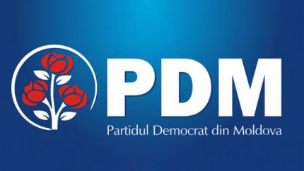 Astfel, fracţiunea PD din Consiliul raional Donduşeni va avea de acum încolo 10 consilieri din 27.