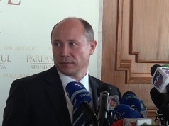 În acest sens, Streleț spune că liberal-democrații sunt îngrijorați de procesele