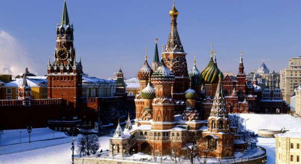 Preşedintele Rusiei, Vladimir Putin, a semnat luni un decret prin care recunoaşte independenţa regiunii ucrainene Crimeea.