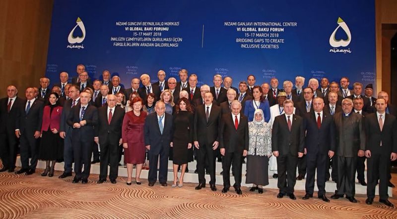 Dodon întreprinde o vizită în Azerbaidjan. Agenda de lucru
