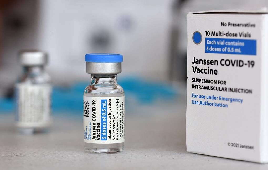 В США рекомендовали приостановить использование вакцины от коронавируса Johnson &amp; Johnson.