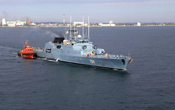 Сторожевой корабль ЧФ РФ "Ладный" уже во второй раз оказался рядом с водами Украины.
