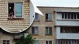 Граждане чаще сигнализируют о детях, находящихся вблизи открытых окон.