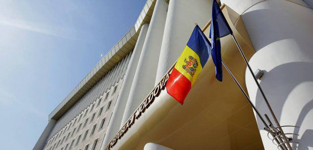 Deputații vor putea rămâne fără imunitatea absolută. Foto: Foto: facebook // Parlamentul RM