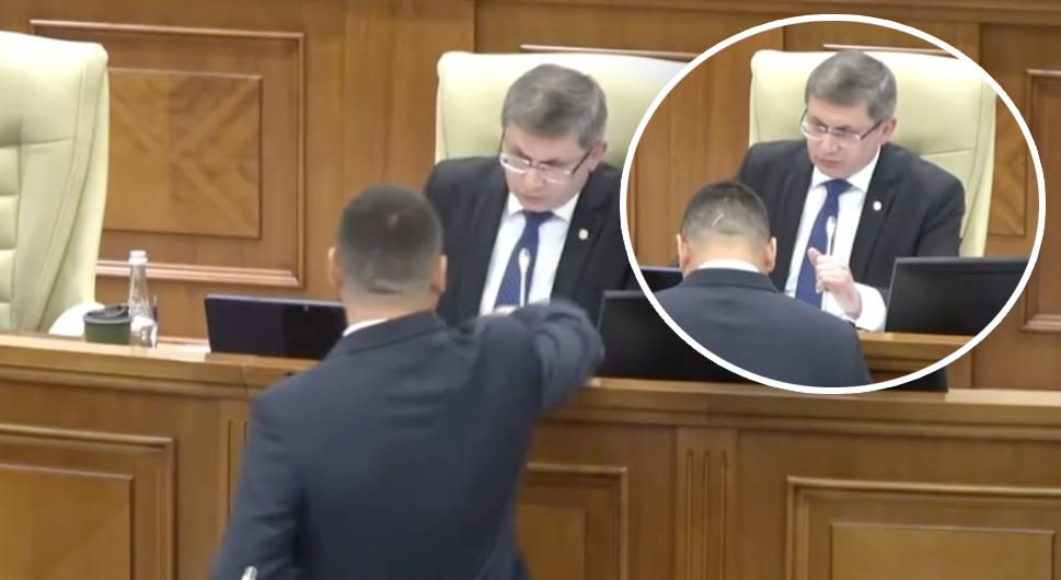 Costiuc i-a tras microfonul lui Grosu după interdicția de a lua cuvântul.