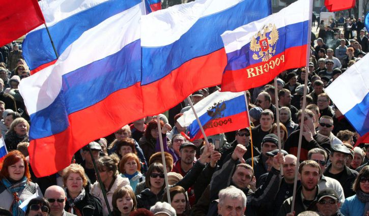 Современные россияне являются коренными русскими лишь на 16%.