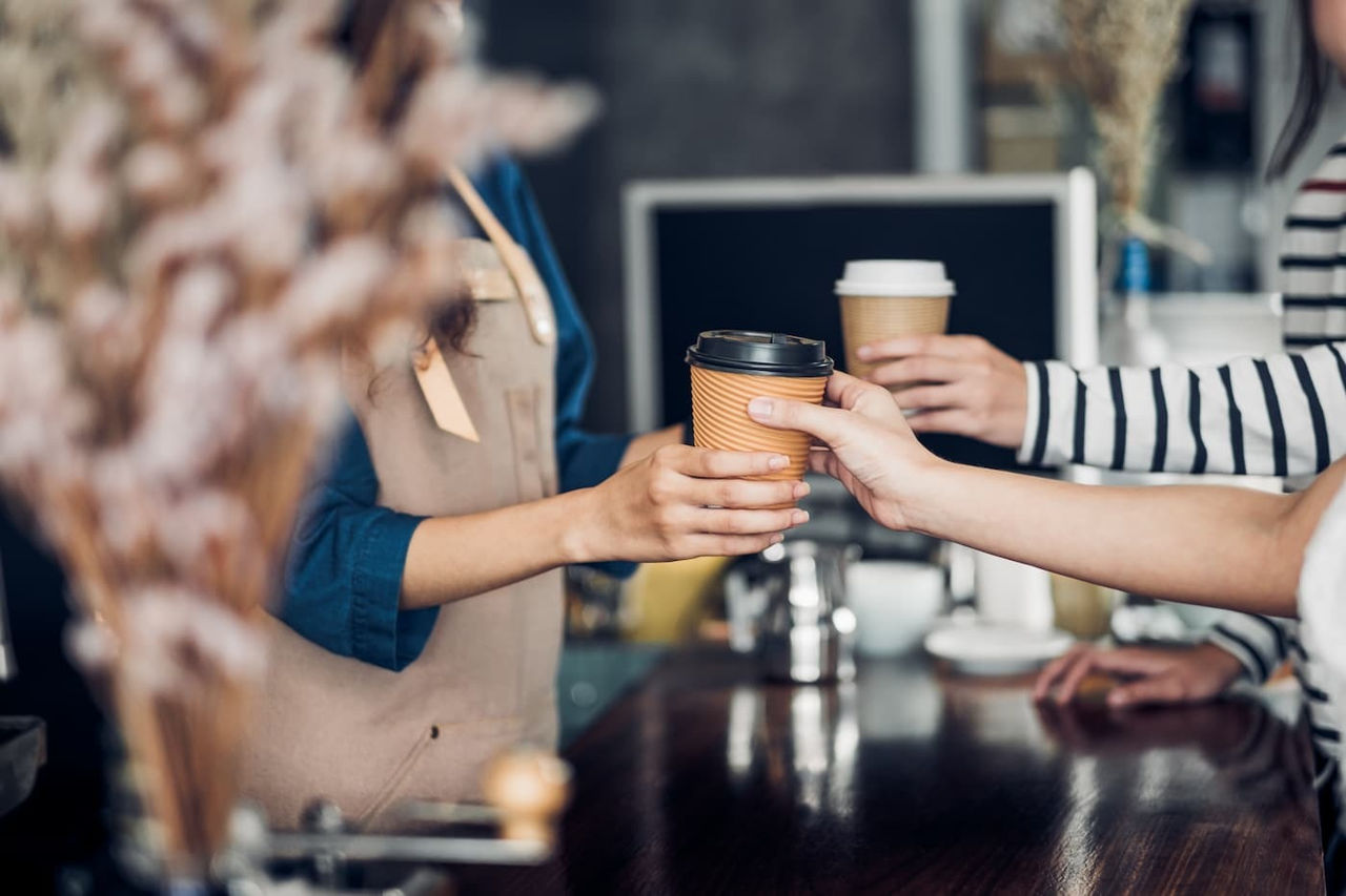 Prețul cafelei la pachet ar putea crește în multe orașe din Germania din motive ecologice.