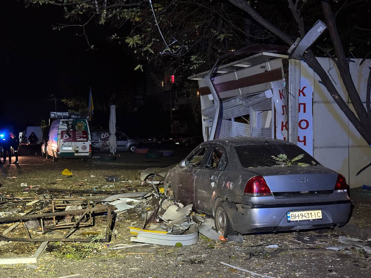 Atac nocturn cu drone la Odesa: Clădiri rezidențiale și magazine, avariate.