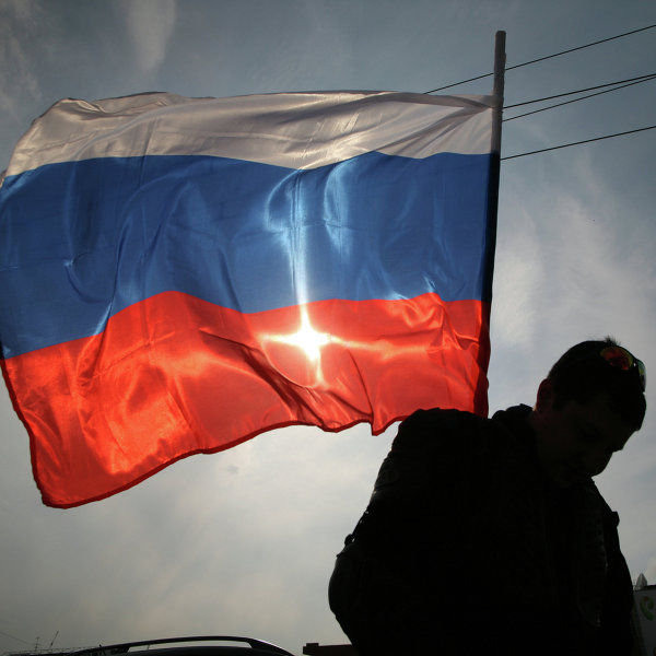 Как и в Приднестровье, Россия выставляет себя в роли спасителя населения, которое сохранило преданность Москве.