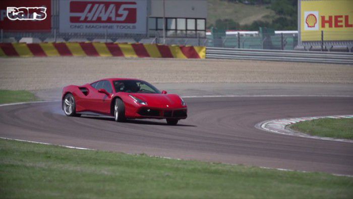 Ferrari a atras 893 de milioane de dolari prin oferta publică iniţială lansată la bursa din New York. Foto: promotor.ro