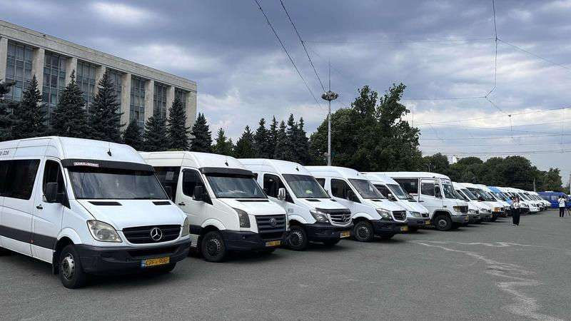 Transportatorii amenință cu proteste naționale și cer intervenția premierului Munteanu.