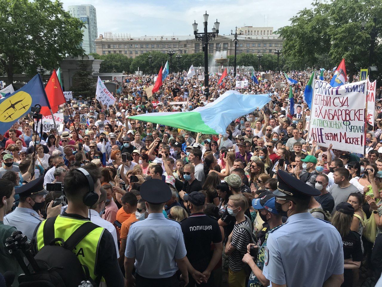 Акция в поддержку Фургала в Хабаровске побила рекорд по числу участников.