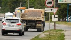 Amenzi pentru şoferii care transportă materiale de construcţii neacoperite. Foto: publika.md