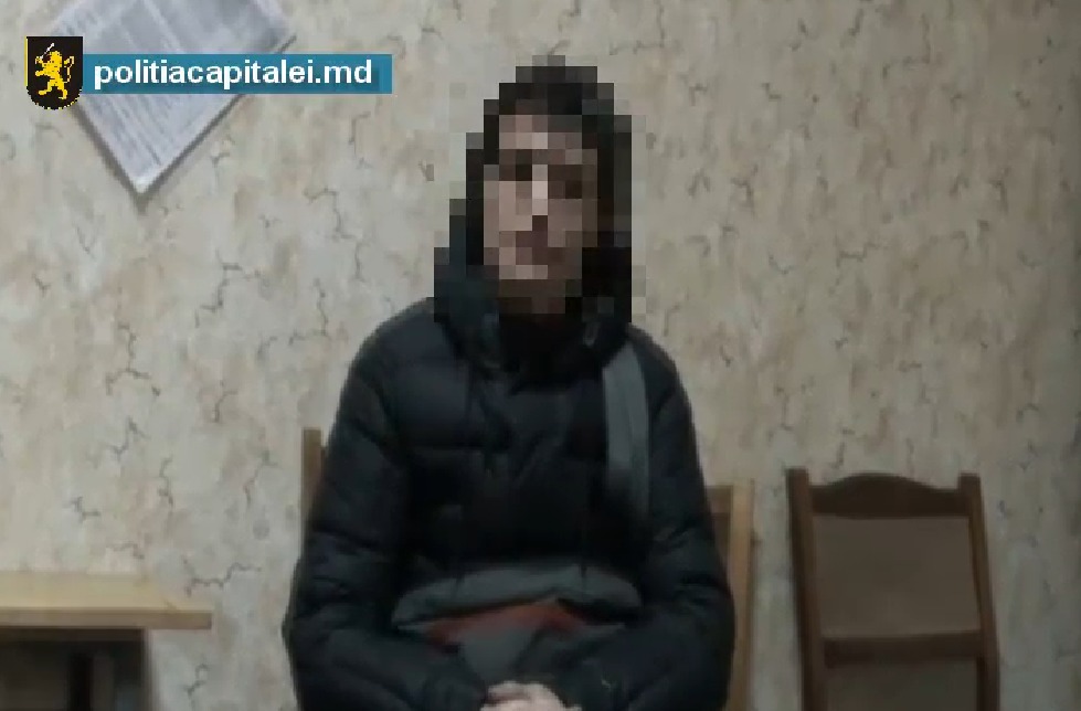 При задержании вор признал вину.