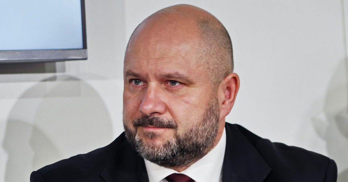 Victor Parlicov intenționează să se implice în politică.