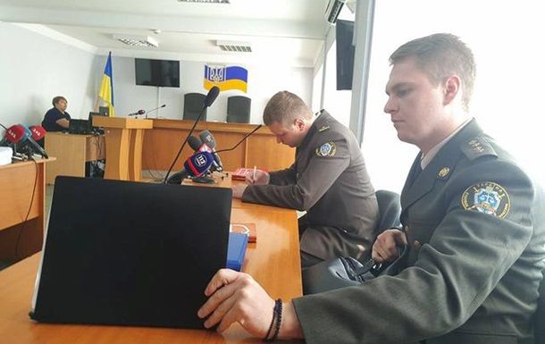 Оболонский суд приступил к рассмотрению по сути.