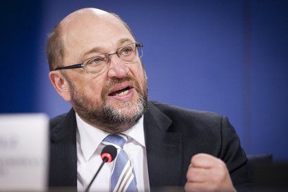 Шульц призвал Европу встать на защиту либеральных ценностей. 