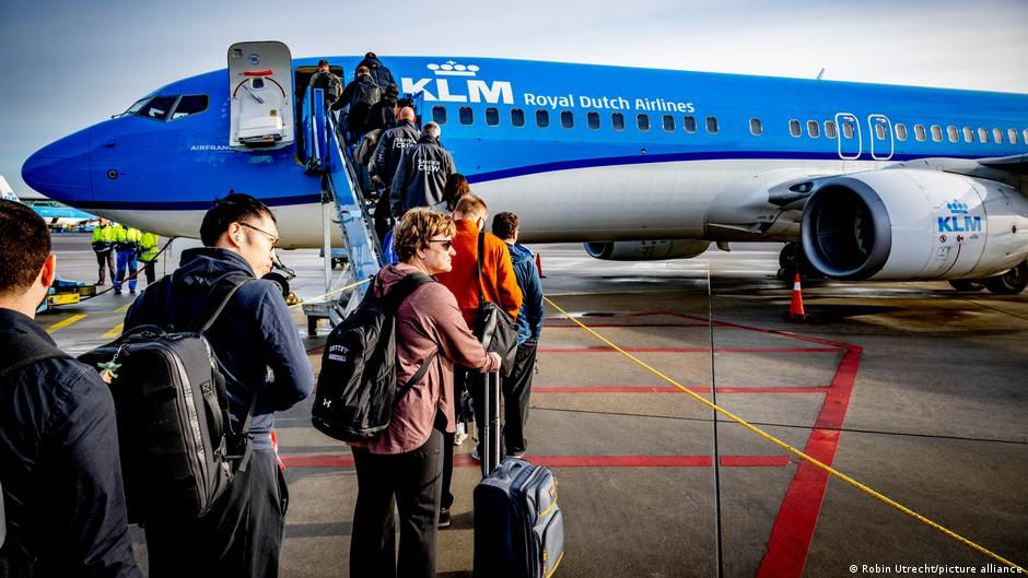 Un avion KLM, evacuat din cauza cuvântului „bombă” în denumirea rețelei Wi‑Fi.